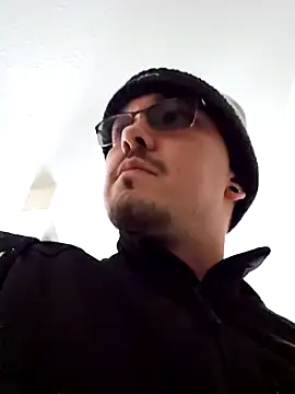 Snapshot of cmichaelxxx chatting on 01/14/25, 05:12 cmichaelxxx online show from 01/14/25, 05:12