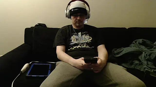 Snapshot of cmichaelxxx chatting on 01/19/25, 01:10 cmichaelxxx online show from 01/19/25, 01:10