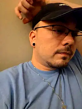 Snapshot of cmichaelxxx chatting on 02/11/25, 01:52 cmichaelxxx online show from 02/11/25, 01:52