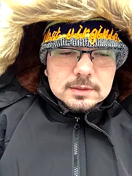 Snapshot of cmichaelxxx chatting on 02/15/25, 01:05 cmichaelxxx online show from 02/15/25, 01:05