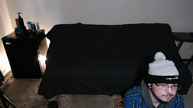 Snapshot of cmichaelxxx chatting on 09/09/25, 04:39 cmichaelxxx online show from 09/09/25, 04:39