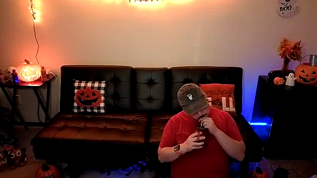 Snapshot of cmichaelxxx chatting on 10/26/25, 05:13 cmichaelxxx online show from 10/26/25, 05:13