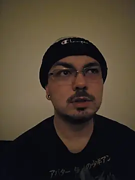 Snapshot of cmichaelxxx chatting on 11/19/25, 02:44 cmichaelxxx online show from 11/19/25, 02:44