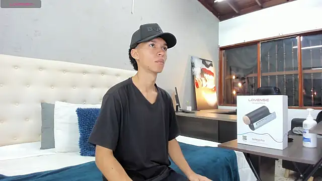 Snapshot of ricky_backus chatting on 02/20/25, 11:20 ricky backus online show from 02/20/25, 11:20