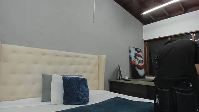 Snapshot of ricky_backus chatting on 02/22/25, 11:24 ricky backus online show from 02/22/25, 11:24