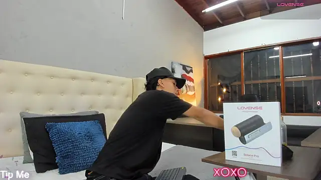 Snapshot of ricky_backus chatting on 03/05/25, 11:17 ricky backus online show from 03/05/25, 11:17