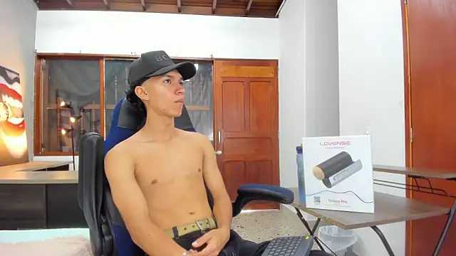 Snapshot of ricky_backus chatting on 03/16/25, 02:44 ricky backus online show from 03/16/25, 02:44