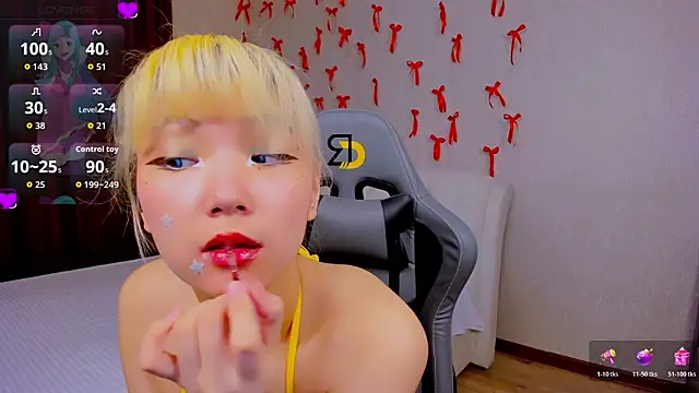 Milla Aheo online show from 02/05/26, 01:05