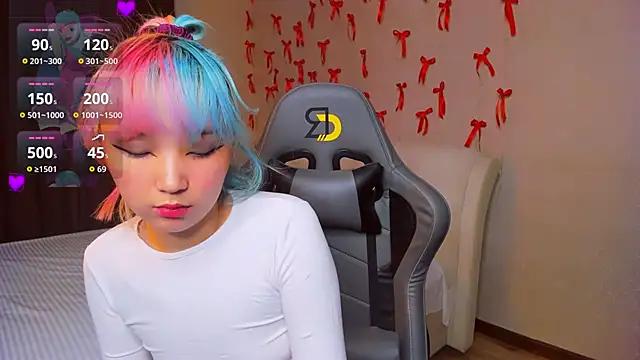 Milla Aheo online show from 03/19/26, 01:04