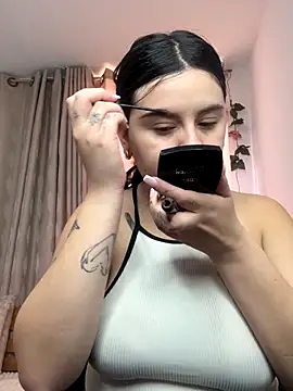 SaraBraun  online show from 10/22/25, 06:18