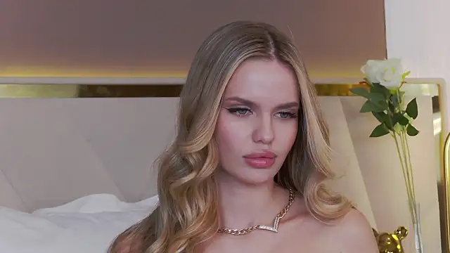 Snapshot of KristinaMaers chatting on 01/27/25, 12:54 KristinaMaers online show from 01/27/25, 12:54