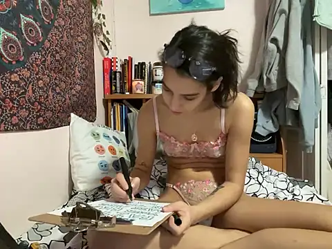 naughtynadia0502 online show from 01/15/25, 12:51