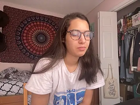 naughtynadia0502 online show from 03/04/25, 02:53