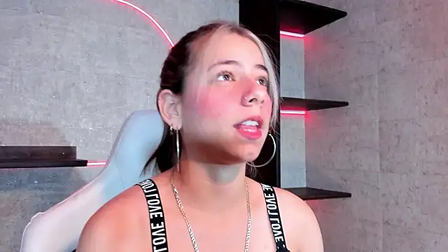 ArtemisaBlake online show from 01/13/25, 09:20