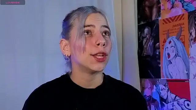 ArtemisaBlake online show from 04/04/26, 06:22