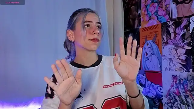 ArtemisaBlake online show from 04/05/26, 04:31