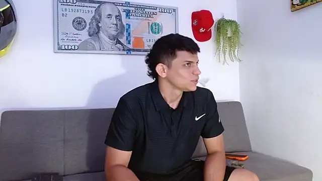 Snapshot of boss_of_cash chatting on 05/04/26, 04:14 boss of cash online show from 05/04/26, 04:14