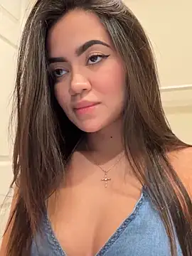 Snapshot of xsweetv chatting on 02/17/25, 03:36 xsweetv online show from 02/17/25, 03:36