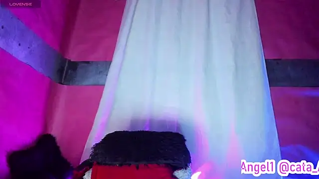 Cata-angel online show from 03/11/25, 12:00