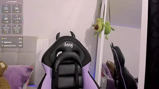 Any Roussee online show from 03/01/25, 03:53