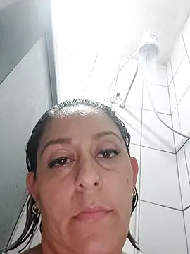 Snapshot of baixinhaloira chatting on 02/20/25, 02:29 baixinhaloira online show from 02/20/25, 02:29