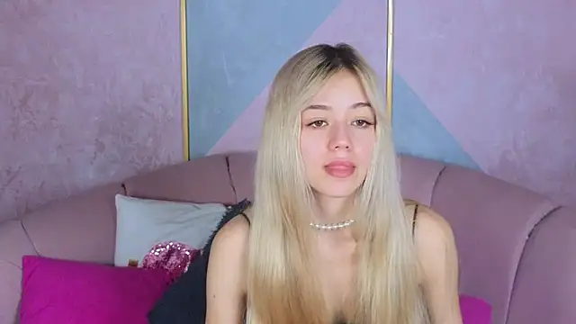 Snapshot of STELLA_RICH chatting on 02/16/25, 03:58 STELLA RICH online show from 02/16/25, 03:58