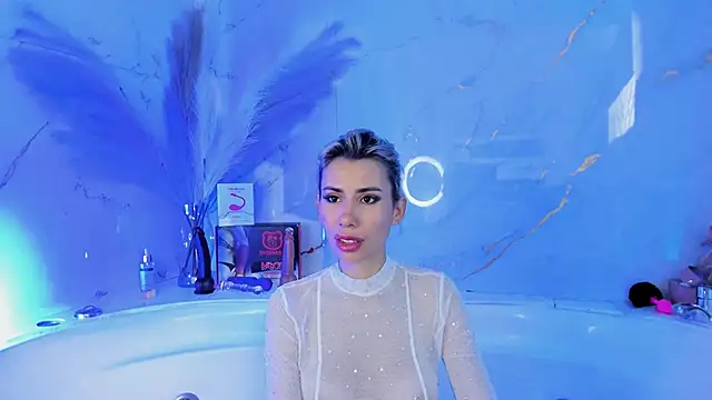 Summer Rosee online show from 02/28/25, 08:07