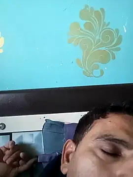 Snapshot of Smarterboytravel chatting on 01/24/25, 08:44 Smarterboytravel online show from 01/24/25, 08:44