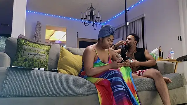 Snapshot of Asthetixx chatting on 12/23/24, 02:45 Asthetixx online show from 12/23/24, 02:45