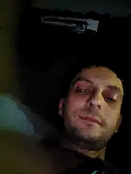 Snapshot of Kondzio chatting on 10/11/25, 06:39 Kondzio online show from 10/11/25, 06:39