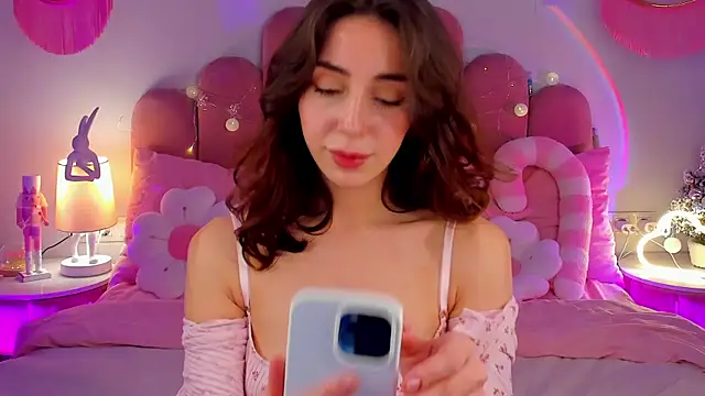 ElsaYoung online show from 01/05/26, 08:23