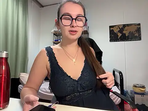 gwen lust online show from 12/01/25, 09:53