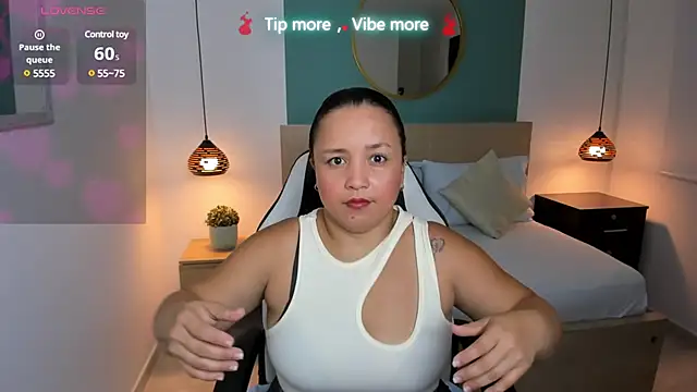 Snapshot of linda_rios_ chatting on 01/17/25, 07:05 linda rios online show from 01/17/25, 07:05