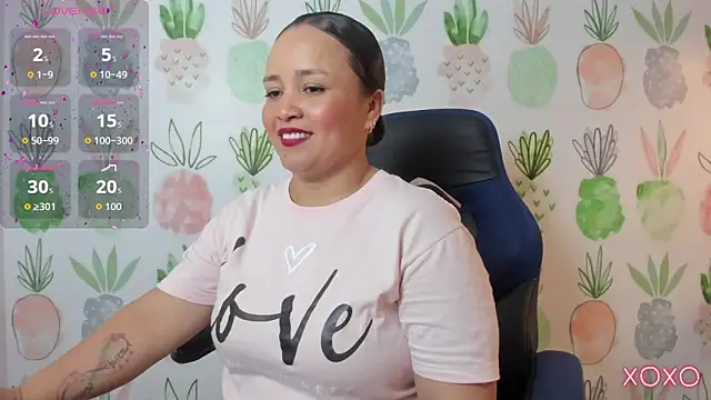 Snapshot of linda_rios_ chatting on 09/16/25, 07:26 linda rios online show from 09/16/25, 07:26