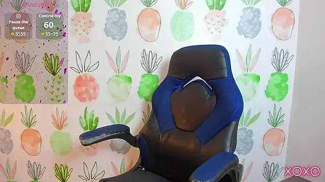 Snapshot of linda_rios_ chatting on 10/22/25, 07:24 linda rios online show from 10/22/25, 07:24