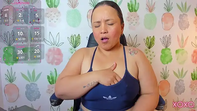 Snapshot of linda_rios_ chatting on 10/30/25, 07:25 linda rios online show from 10/30/25, 07:25