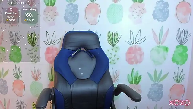 Snapshot of linda_rios_ chatting on 11/14/25, 07:23 linda rios online show from 11/14/25, 07:23