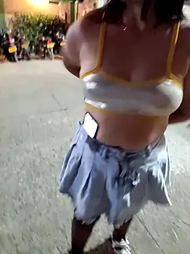 Snapshot of KathaDanger chatting on 11/02/25, 03:42 KathaDanger online show from 11/02/25, 03:42