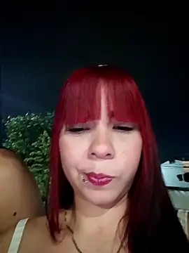 Snapshot of KathaDanger chatting on 11/25/25, 01:49 KathaDanger online show from 11/25/25, 01:49