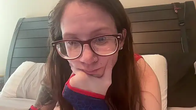 Snapshot of yourstrulylivy69 chatting on 01/22/25, 06:20 yourstrulylivy69 online show from 01/22/25, 06:20
