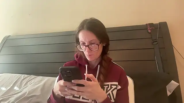Snapshot of yourstrulylivy69 chatting on 01/23/25, 06:14 yourstrulylivy69 online show from 01/23/25, 06:14