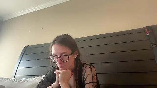 Snapshot of yourstrulylivy69 chatting on 02/20/25, 08:47 yourstrulylivy69 online show from 02/20/25, 08:47