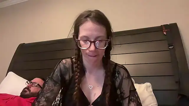 Snapshot of yourstrulylivy69 chatting on 02/21/25, 02:28 yourstrulylivy69 online show from 02/21/25, 02:28