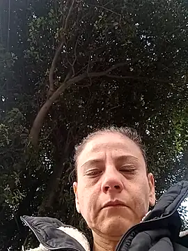 sasi luna online show from 09/28/25, 01:05