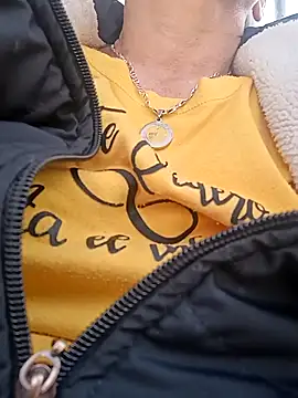 sasi luna online show from 12/18/25, 01:17