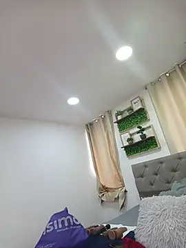 sasi luna online show from 03/11/26, 02:23