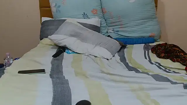 Bbw255 online show from 10/26/25, 01:39