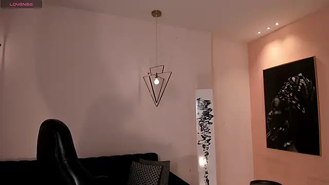 MiaFarrell  online show from 10/01/25, 07:09