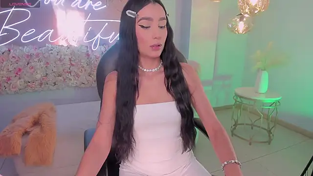 BellaCarteer  online show from 12/02/25, 12:21