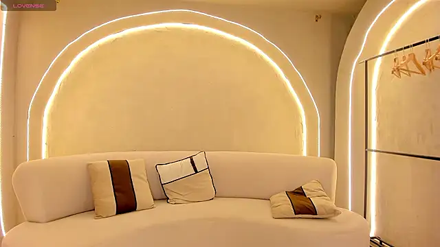 BellaCarteer  online show from 03/09/26, 12:42